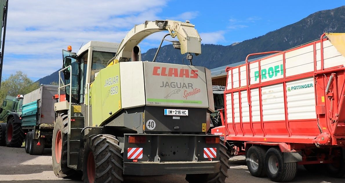 Der “Jaguar 850” wird zur Mais- und Heuernte eingesetzt. (Foto: Knut Kuckel)